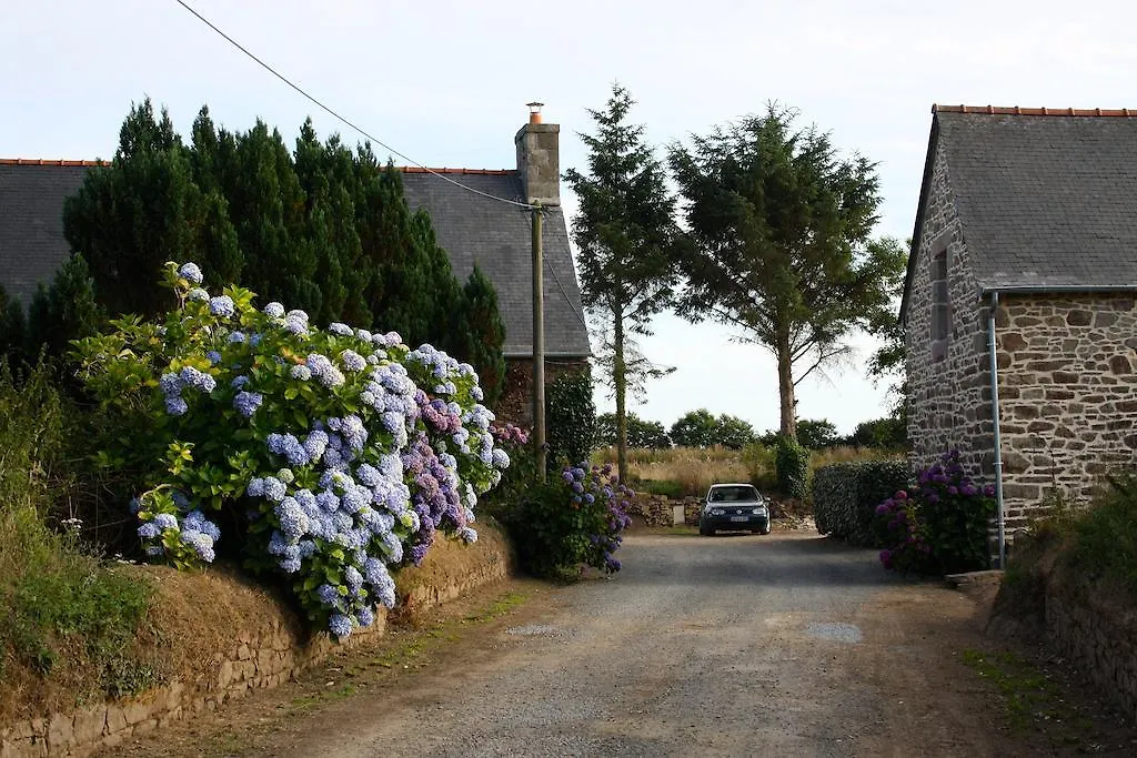 Breizh A-Gevret Bed and Breakfast Lannion Bed & Breakfast